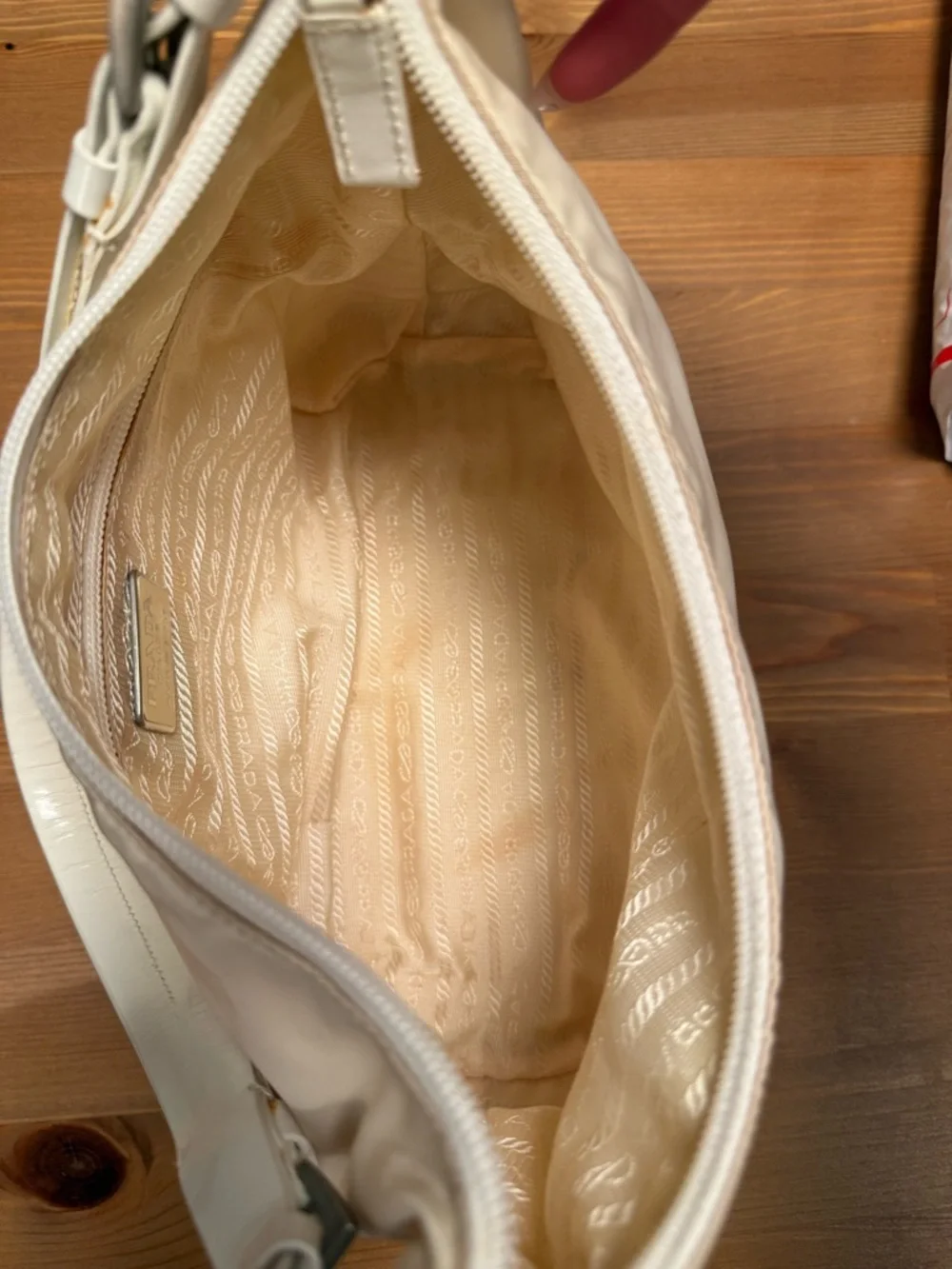 Prada Vintage Cream Nylon Shoulder Bag with White Leather Trim Authentic - Picture 6 of 16